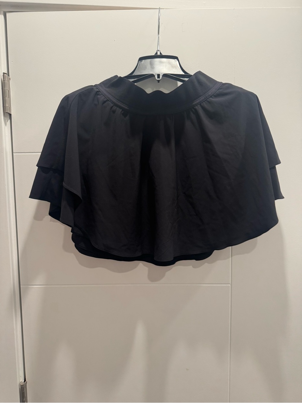 Lulu black tennis skirt